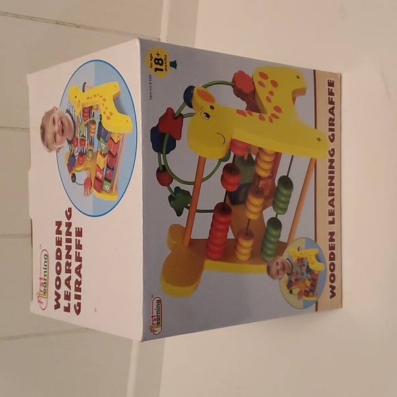 Toy - Picture 2 of 5